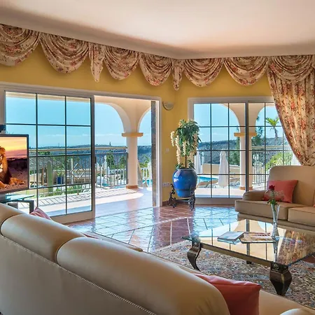 Вилла Monte Leon Сан-Бартоломе