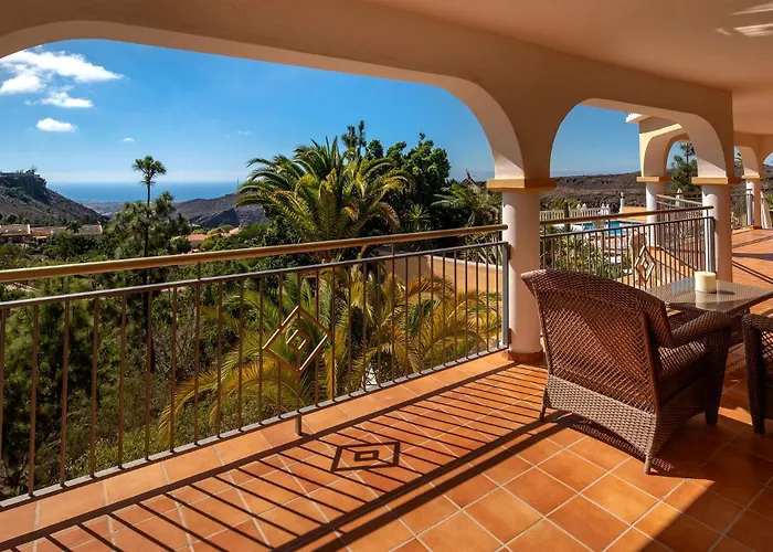 Monte Leon Villa *